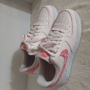 Nike Women's Air Force 1 Low '07 Paisley Pack Pink  Size 8
